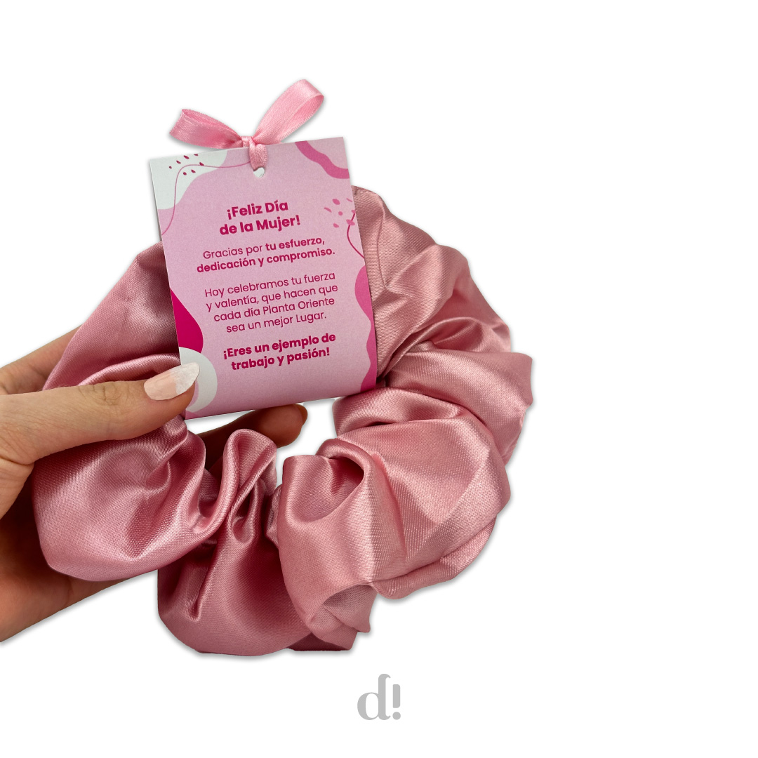 Scrunchie-People2